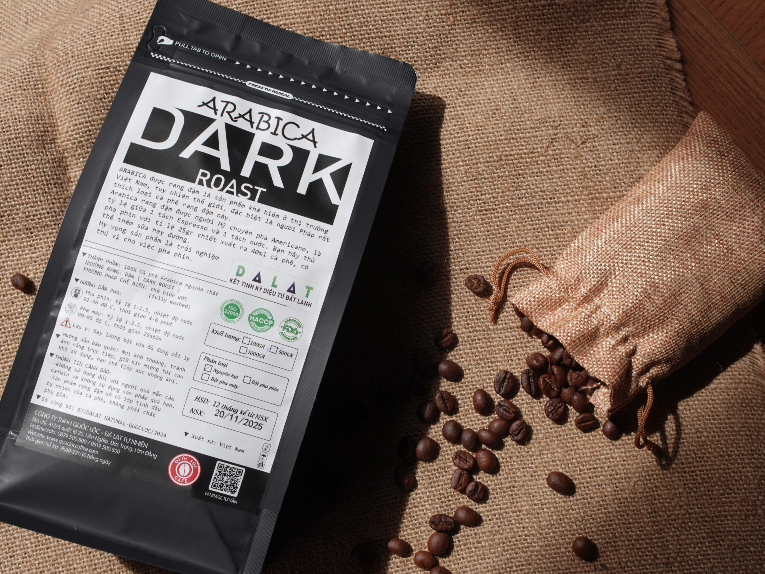 Hạt arabica rang đậm tiết dầu tự nhiên – dòng A Dark Roast của Quốc Lộc Coffee, hậu vị đậm, giảm độ chua