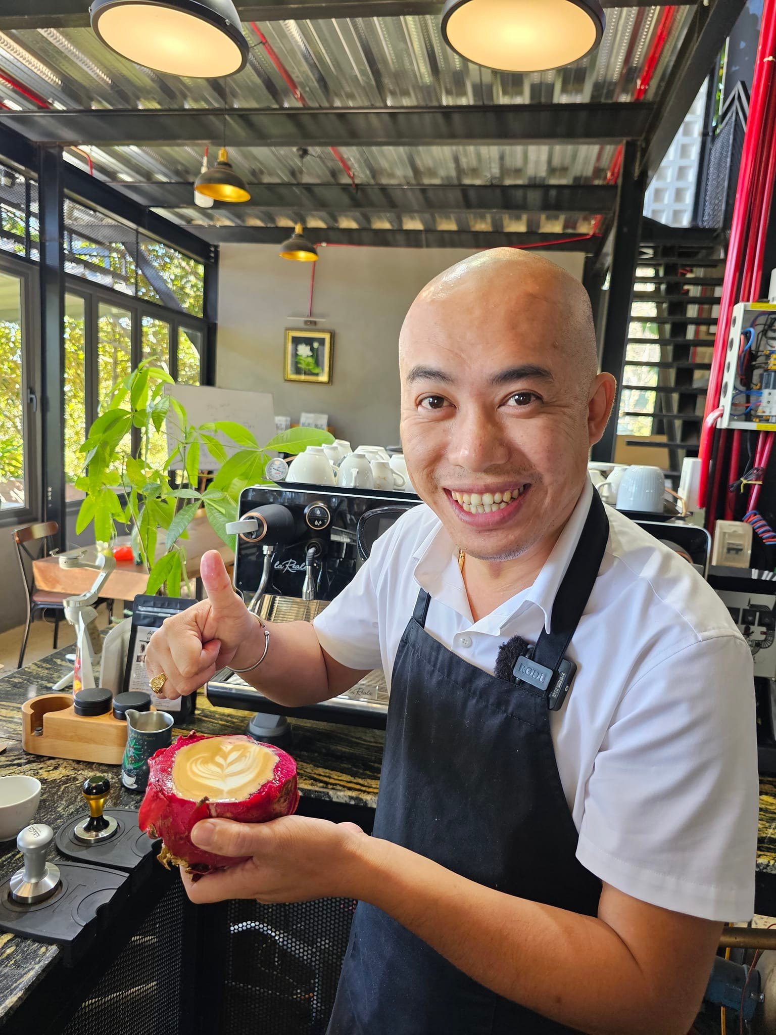 Bí quyết mở quán cà phê không chỉ nằm ở đam mê, mà ở chất lượng sản phẩm và quy trình vận hành chuẩn ngay từ đầu.